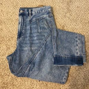 American Eagle Mom Jeans